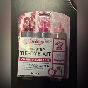 Tulip One Step Tie Dye Kit Cherry Blossom 28pc Just Add Water Craft Kit New